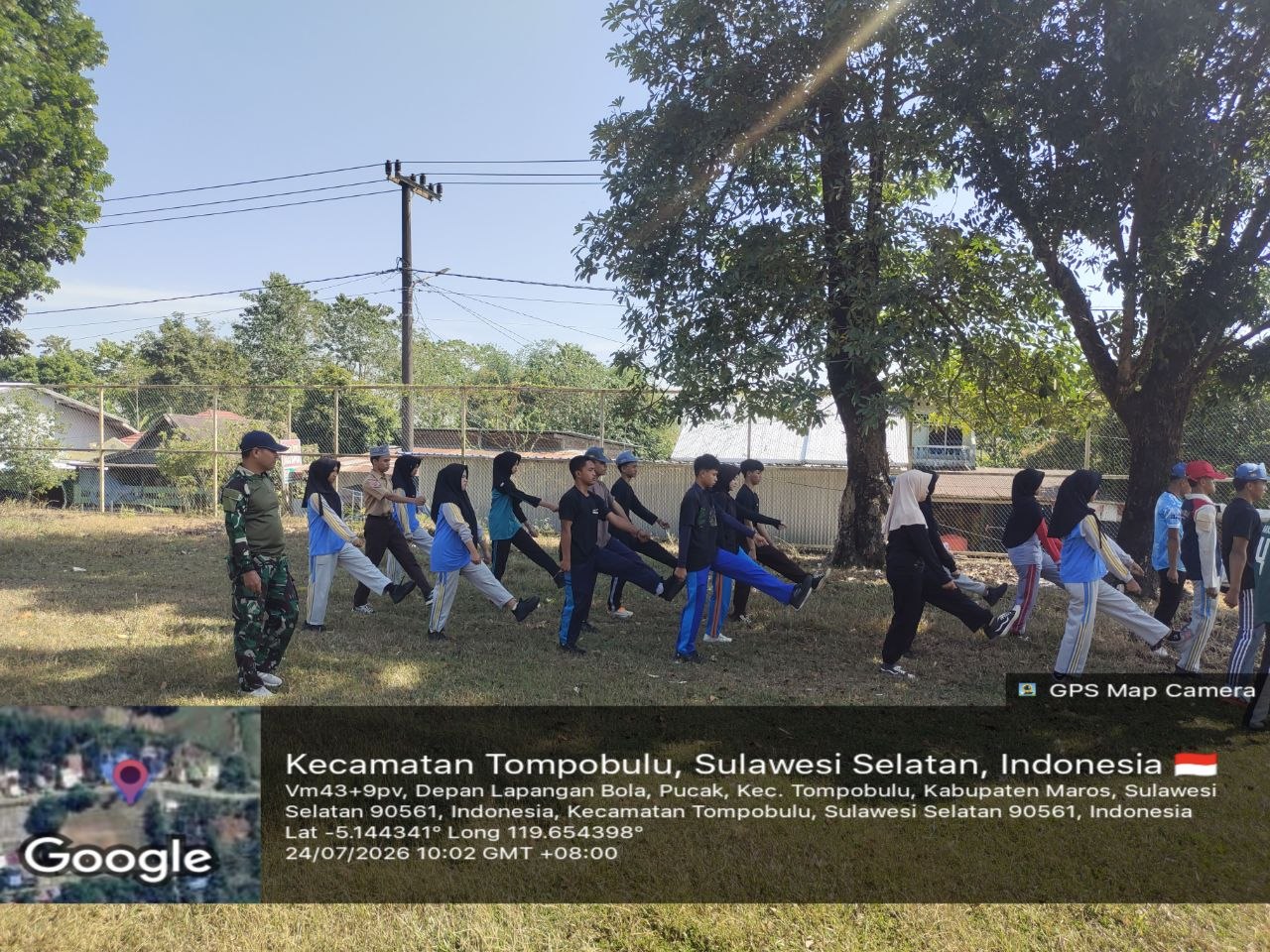 Babinsa Desa Pucak Bersama Tim Pelatih Intensif Latih Paskibraka Kecamatan Tompobulu Sambut HUT Ke-81 RI