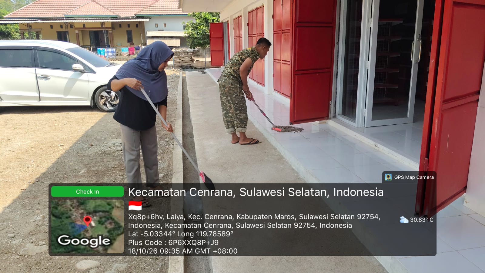 Jelang Launching KDKMP Desa Laiya, Babinsa Laksanakan Pembenahan dan Pembersihan
