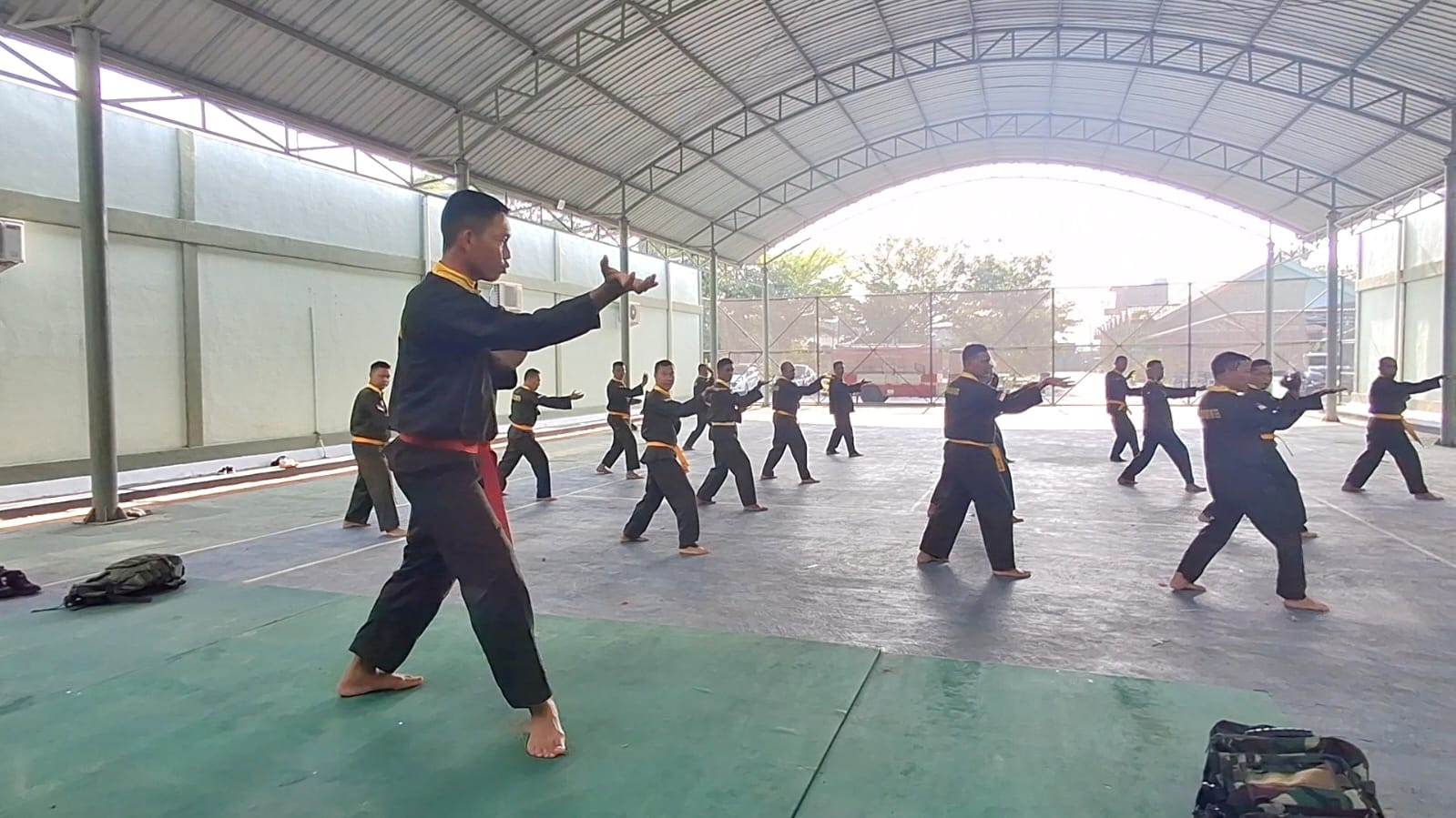 Asah Kemampuan Bela Diri, Padepokan Pencak Silat Militer Kodim 1422/Maros Terus Intensifkan Latihan
